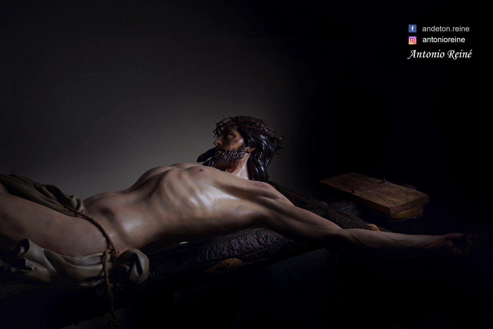 Cristo de la Paz, full view